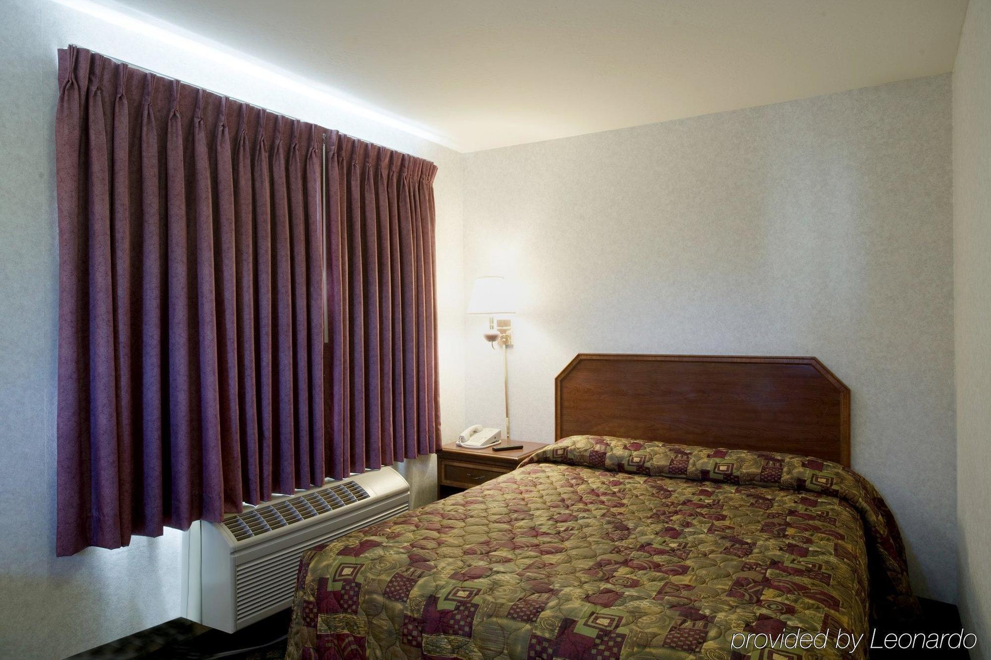 Americas Best Value Inn San Jose Convention Center Bilik gambar